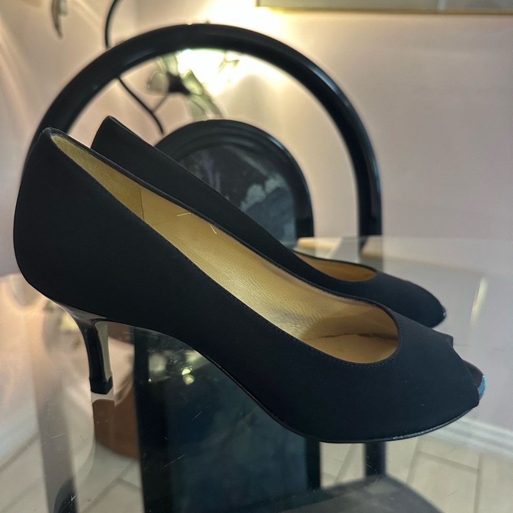 New! Bruno Magli Novati Peep Toe Pump Black Size 6 Heels Shoes